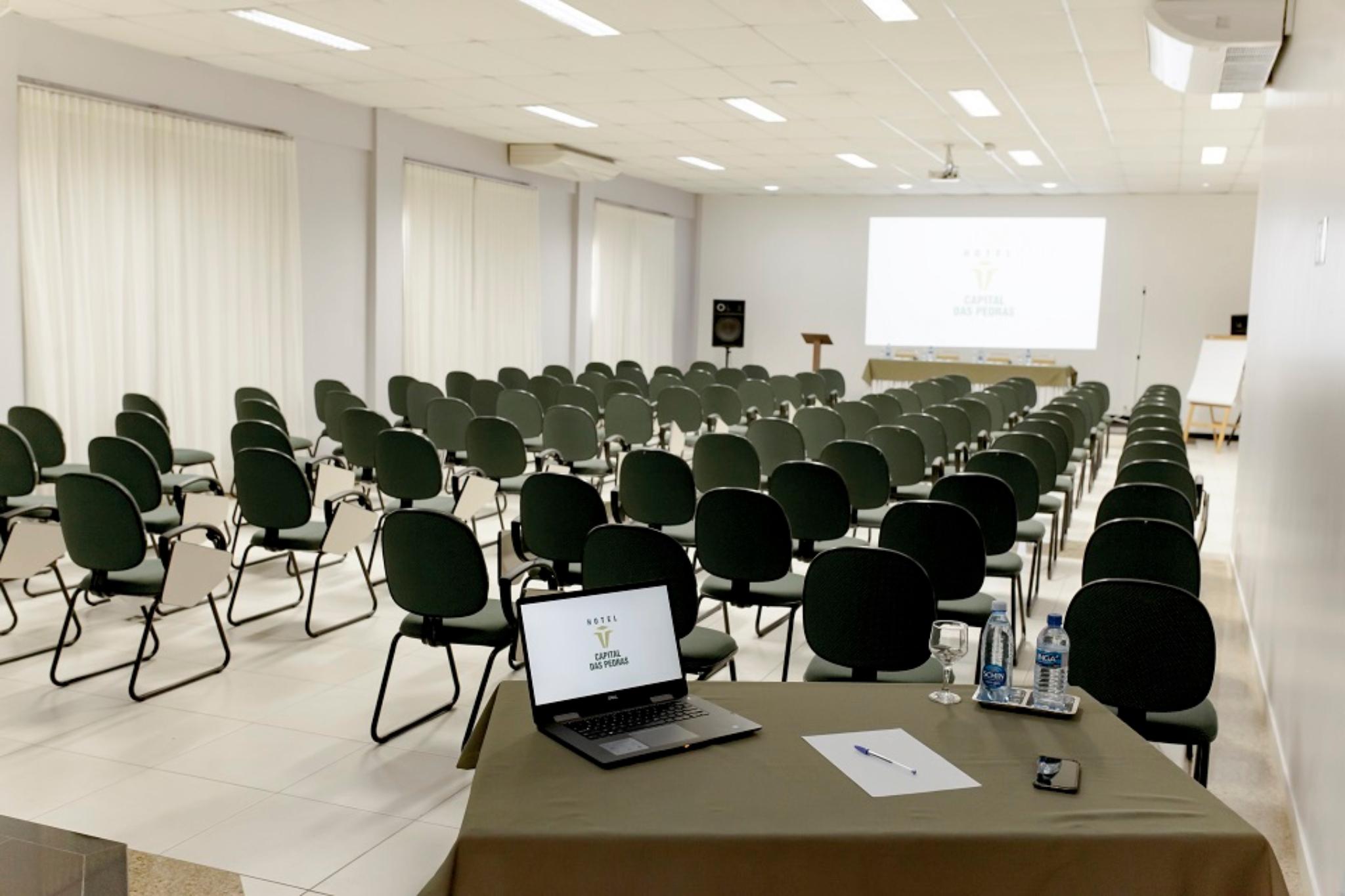 Hotel Capital Pedras