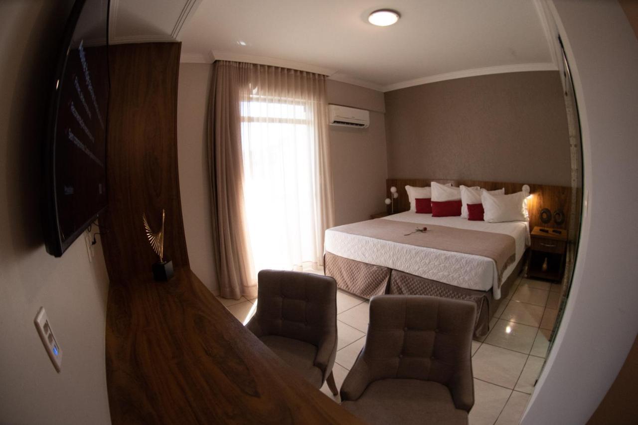 Capital Pedras Hotel 4*